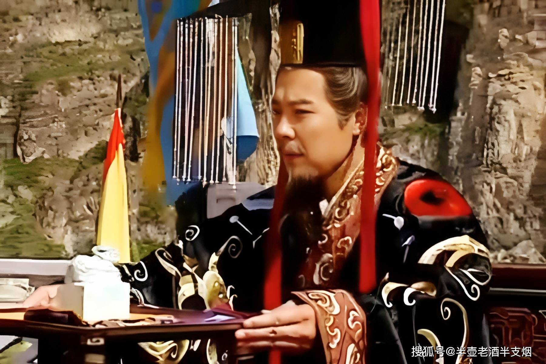 刘备手下和诸葛亮矛盾的谋士 刘备就诸葛亮一个谋士吗