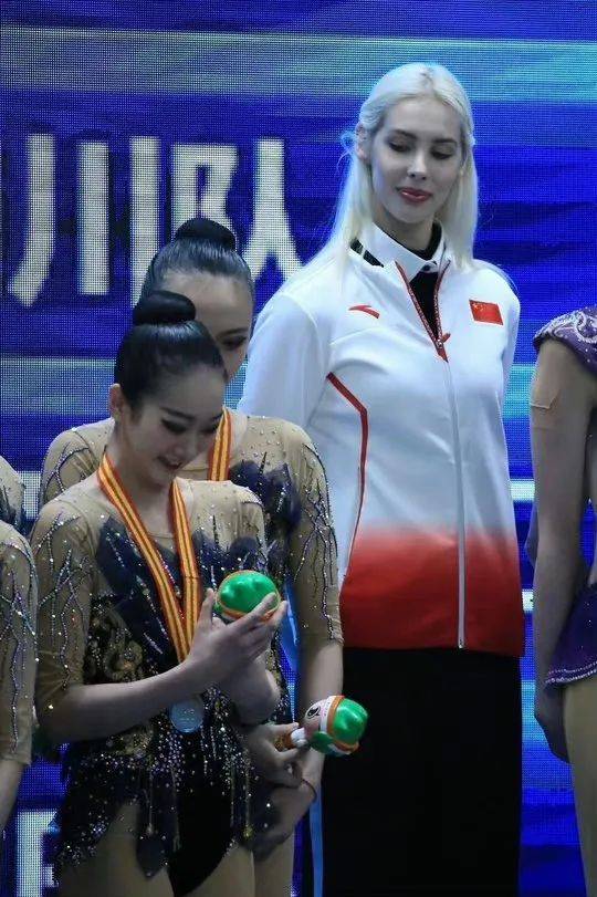 中国艺术体操夺奥运金牌 艺术体操中国姑娘夺冠