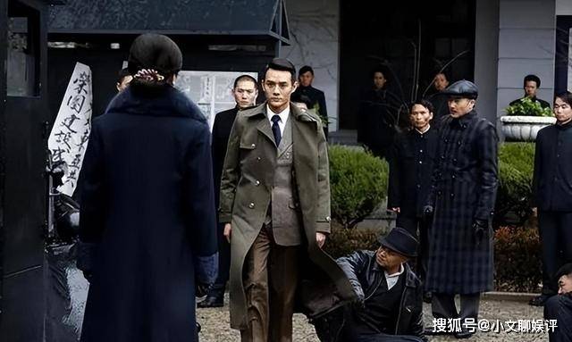 《伪装者》阿诚根本不明白，同样是养子 为何明镜先关心排行最小的明台的婚事