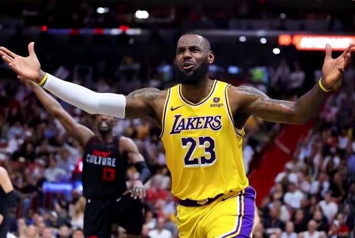 浓眉受伤被追分 浓眉受伤离场骑士