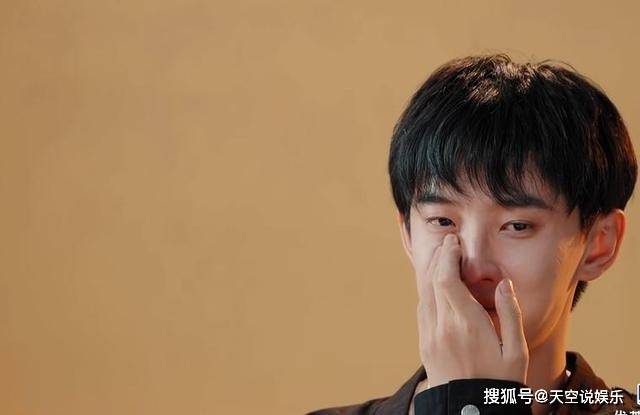 《无限超越班2》李菲儿录节目骂哭锦超，偷懒甩锅 评论区都是骂声一片