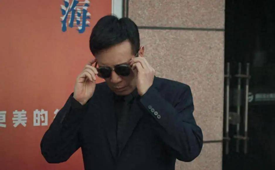 城中之城苏见仁职务 城中之城谢致远