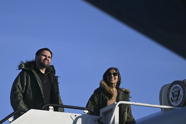 万斯刚走，丹麦首相宣布访格陵兰岛：期待继续推进合作关系