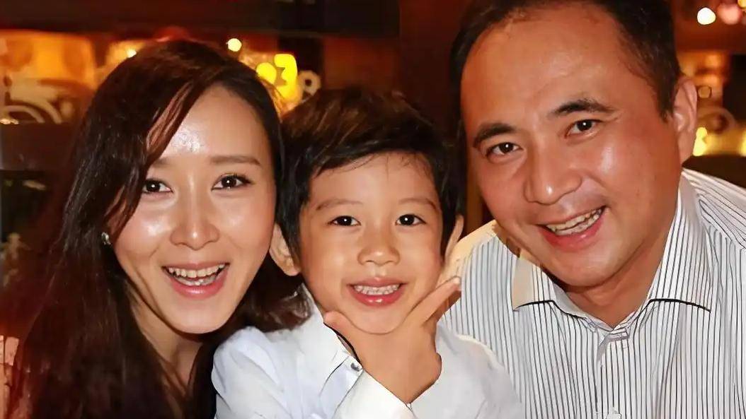 胡静老公被中国退烧方式吓到要报警！