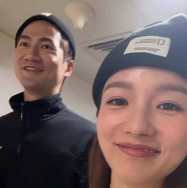 恭喜！TVB前知名男星宣布与高颜值港姐签字结婚，婚礼进入倒计时