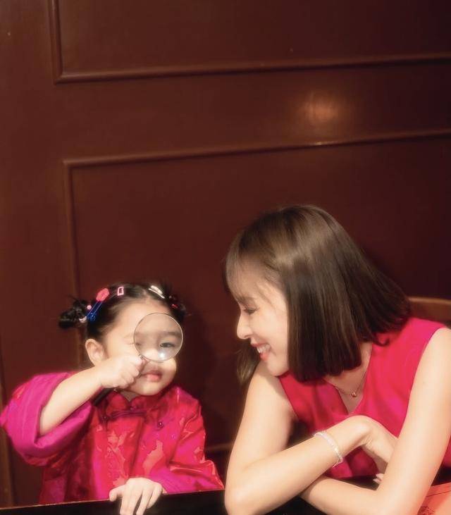 TVB实力女星自曝长短脚问题，计划生二胎，为陪伴女儿不惜推工作