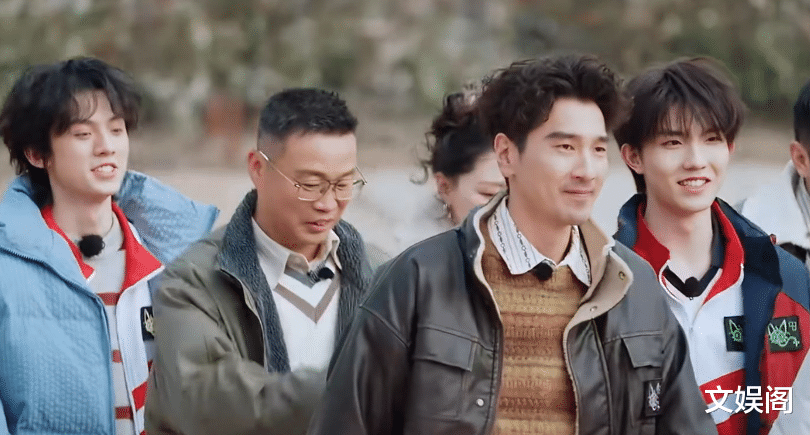 原创            幽默爱回复网友，帅气有演技，林更新从影视到综艺全面发展