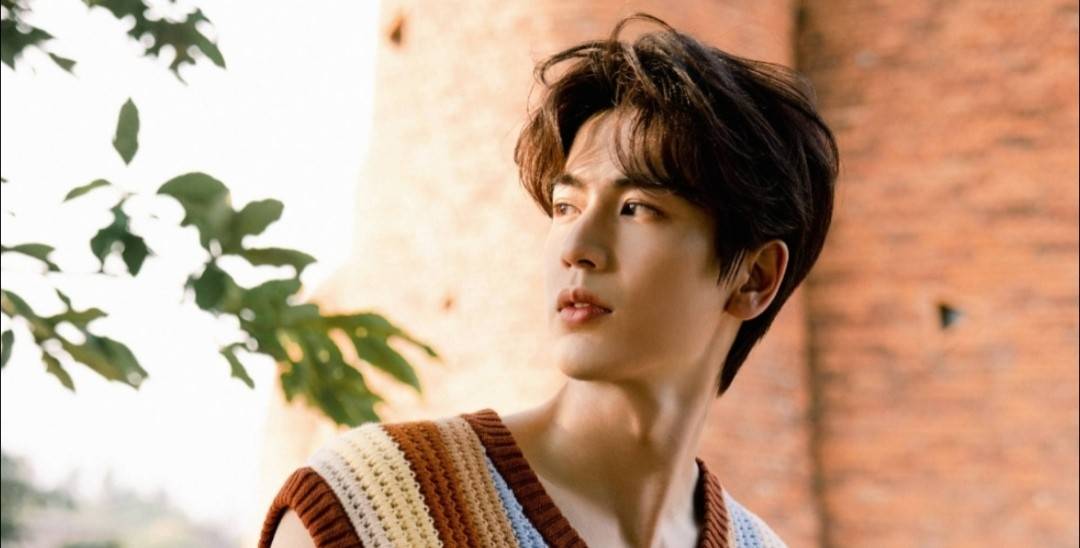 原创            《爱你》张凌赫是如何做到人气旺的？接连霸屏之下，看来是要冲顶