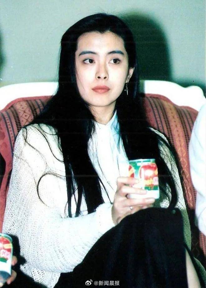 58岁王祖贤,突传最新消息!