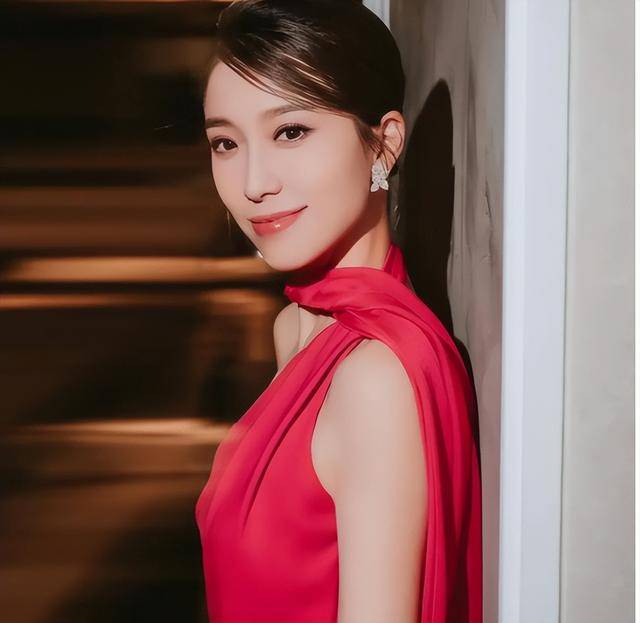 徐少强儿子自认与姚子羚友达之上，求教恋爱秘籍，想进一步发展