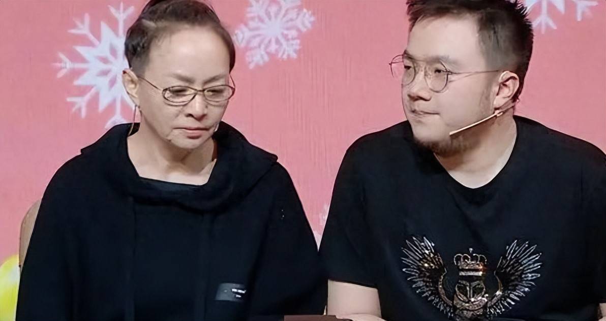 原创            比巴图大7岁的王博谷，成为宋丹丹儿媳的普通女孩，现在怎样了？