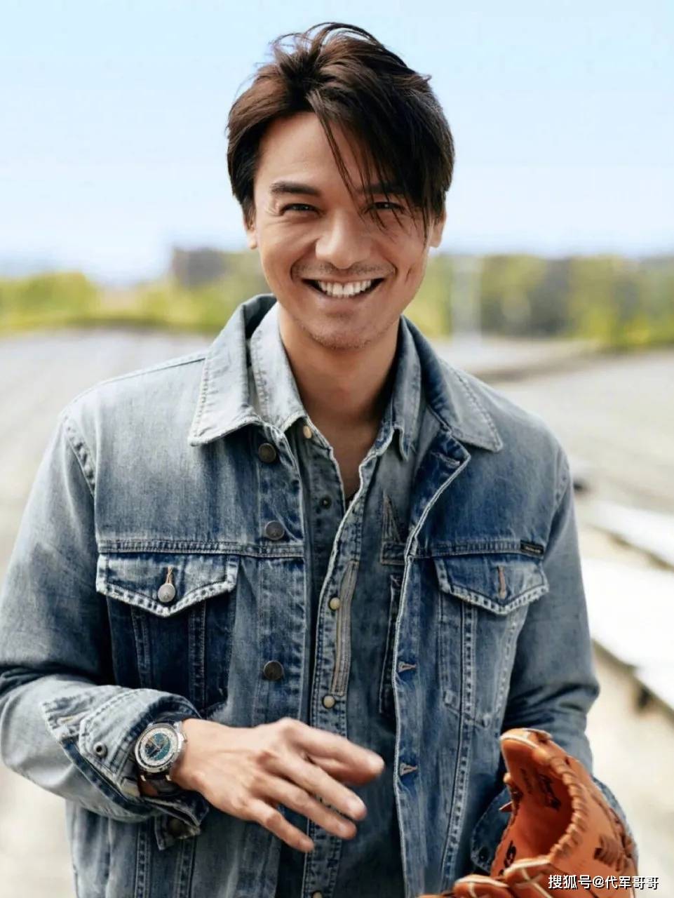 原创            他与莫文蔚谈9年后，爱上了徐若瑄，最后却娶了她的闺蜜