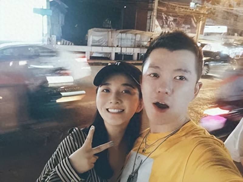 原创            分开四年后首次合体，承认分开不离家，过年都在一起……