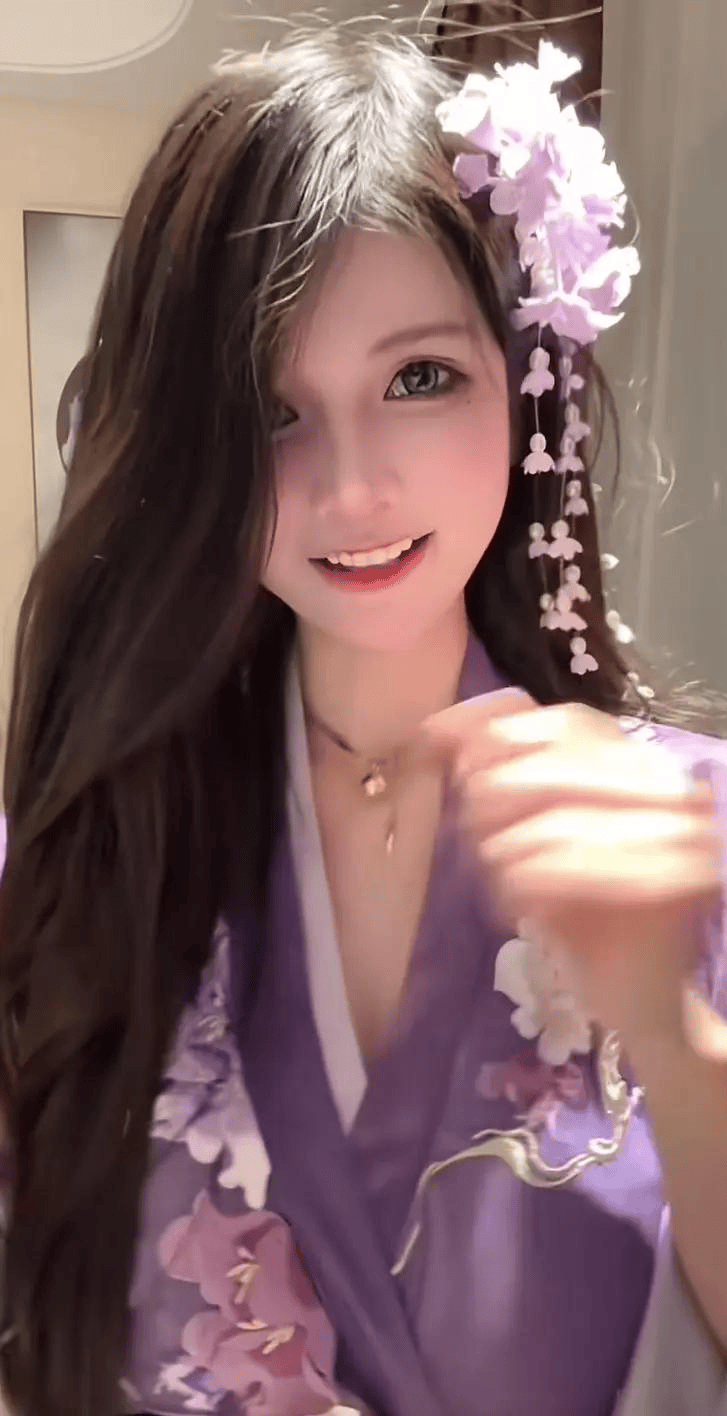 原创            狗头萝莉参加综艺节目，节目能否过审惹争议