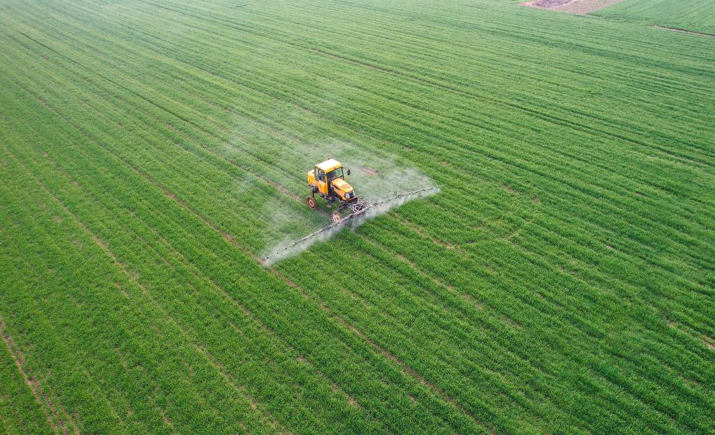 春耕向“新”提质 大地焕发新活力