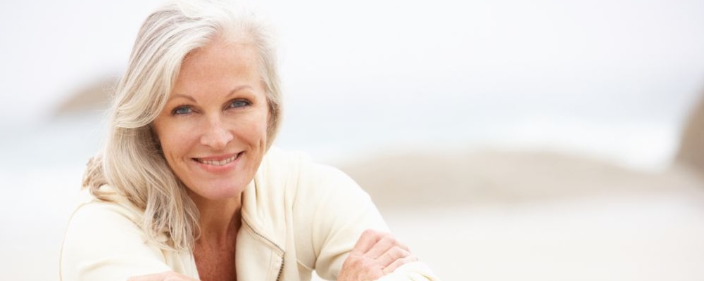 老年人腰酸背痛腿抽筋需警惕，可能是骨质疏松