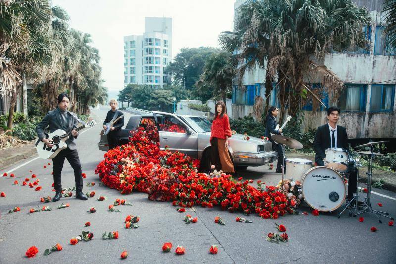 苏慧伦《我到底是怕你什么》 挑战35字歌词一口气唱到底