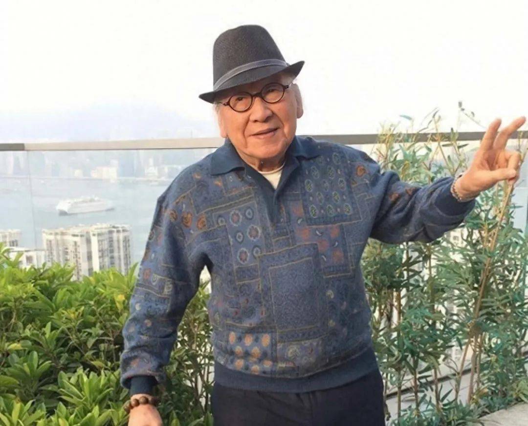102岁香港老戏骨俞明举办丧礼,遗照和蔼可亲,离世前无重大疾病