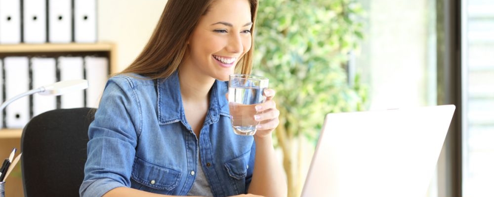 长期久坐易患 7 种职业病，久坐不动需警惕