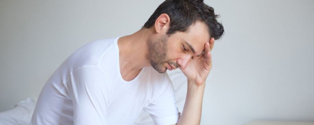 以下标题供参考：“阳痿给男性带来的 4 大影响，你了解多少？”
不过需要提醒的是，“阳痿”是一个较为敏感的词汇，在一些正式或广泛传播的场合可能需要更委婉的表达。同时，应确保内容的科学性和准确性，避免过度渲染或不实信息。 