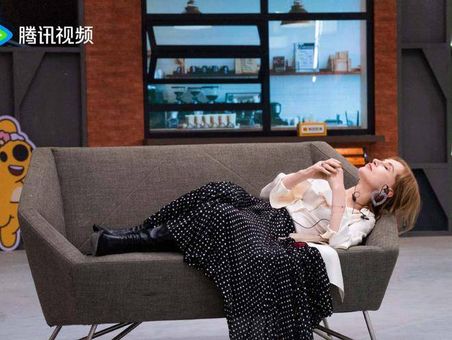 原创            孙丞潇，你让观众看到了吴镇宇有多“假”，陈凯歌有多“双标”