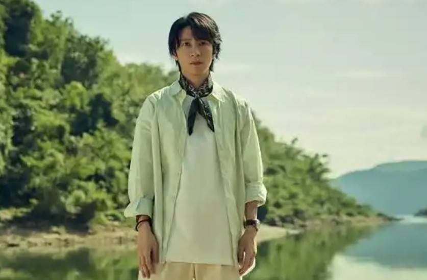 凭《孤注一掷》脸熟,又带来一部黑马剧,痞帅的他要火了?