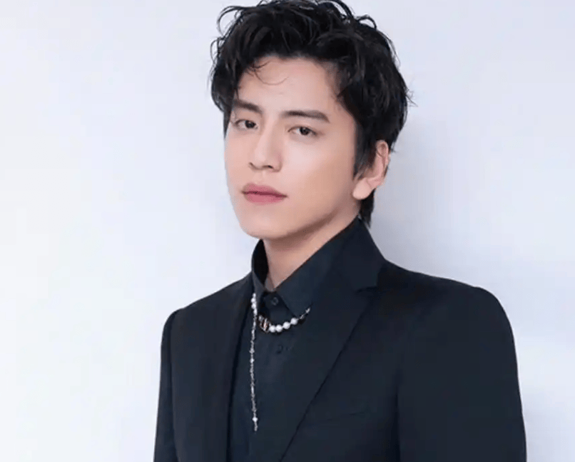 原创            王大陆频繁出事翻车,凭《我的少女时代》爆红后星途高开低走