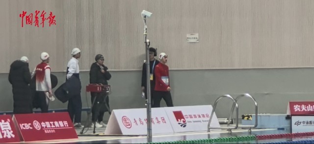 获得第七名的张雨霏说要看一下自己的最低点在哪里