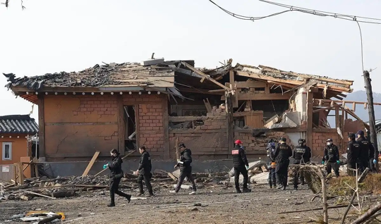 韩媒：韩空军总参谋长就韩军演习误炸民宅事故再次致歉