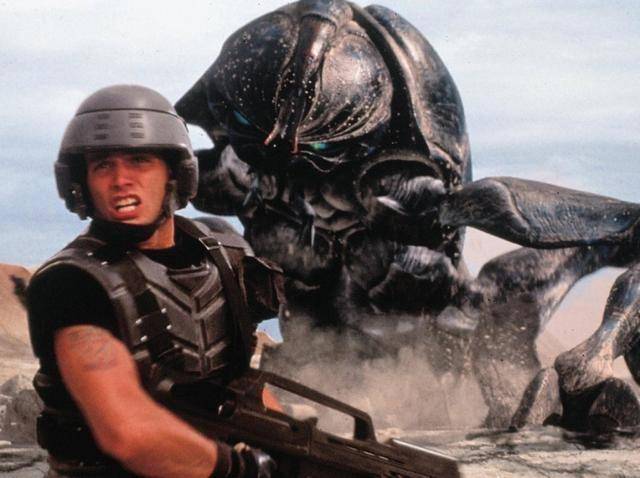 《星河战队》电影重启《第九区》导演执导、将忠于原著小说