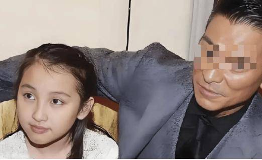 刘德华女儿高调亮相，太漂亮了吧，恐怕是娱乐圈颜值最高的星二代了！