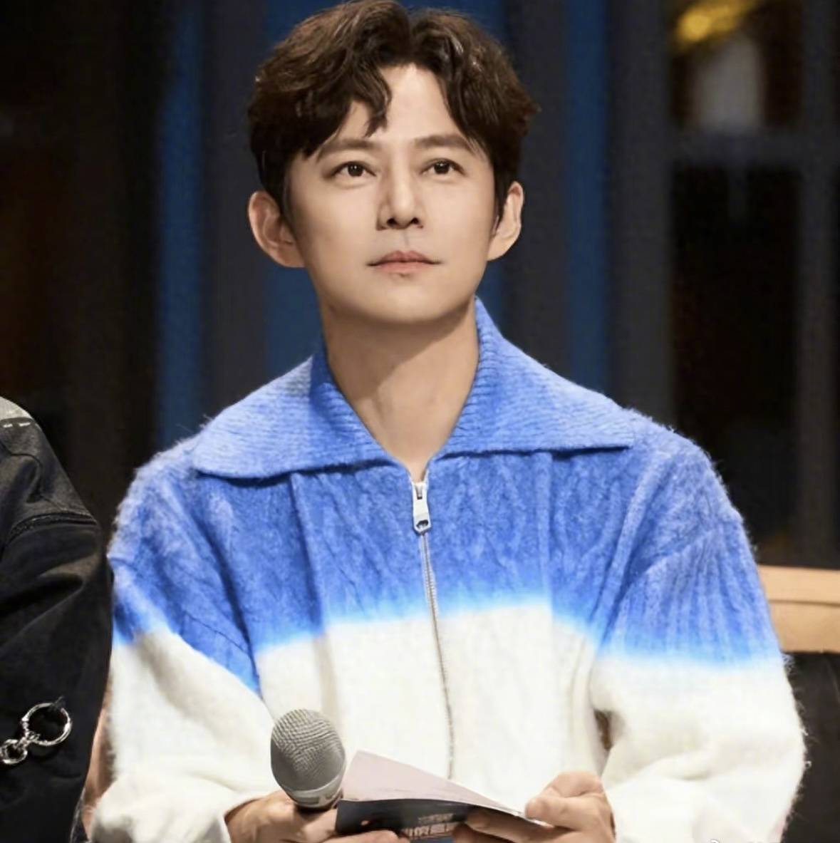 原创            论温暖与实力,何老师堪称娱乐圈楷模。