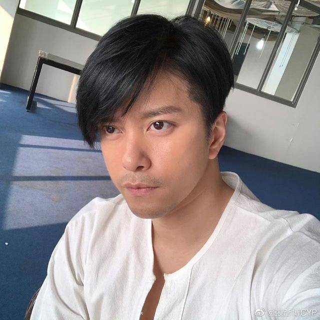 三年无剧播出！TVB童颜男星罕见现身，曾因没钱被多位女友抛弃