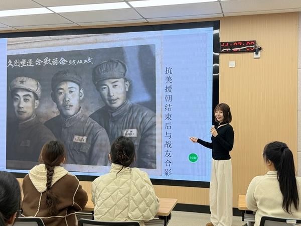 一把家史的微型钥匙打开通往宏大历史的门 在爷爷奶奶的故事里找“课本”