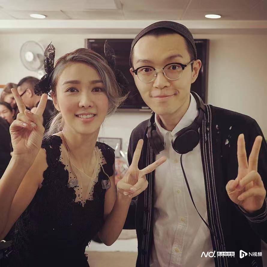 方大同离世后一日,薛凯琪台上哭了:永远有人在爱我们