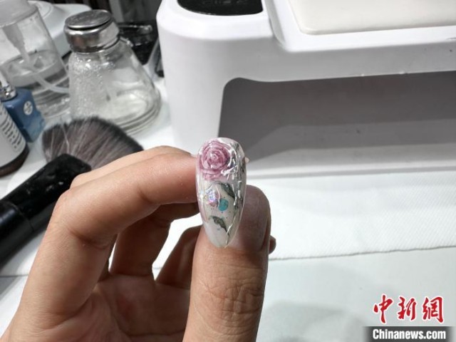 “技能交换”、代际互学 中国年轻人解锁灵活社交