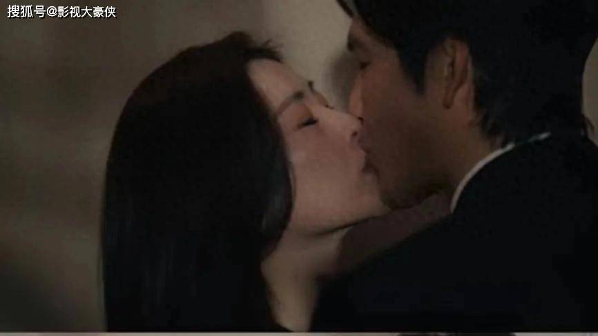 原创            钟汉良朱珠90秒吻戏封神！撕碎国产剧吻戏套路掀翻天花板