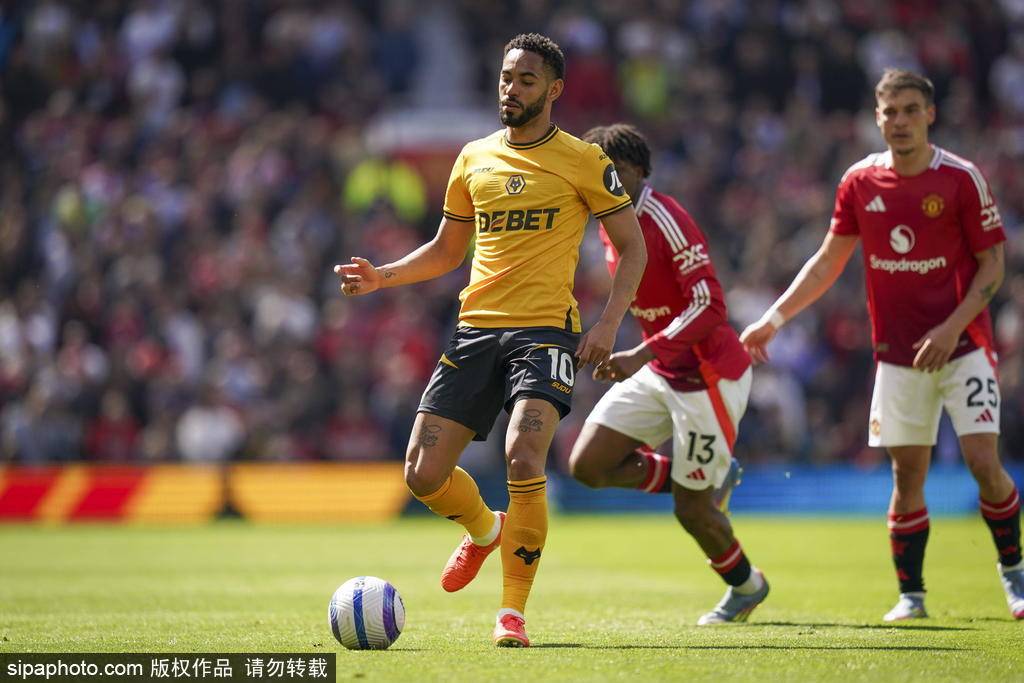 曼联接近签约6250万镑神锋 但转会费薪资战术都存隐患