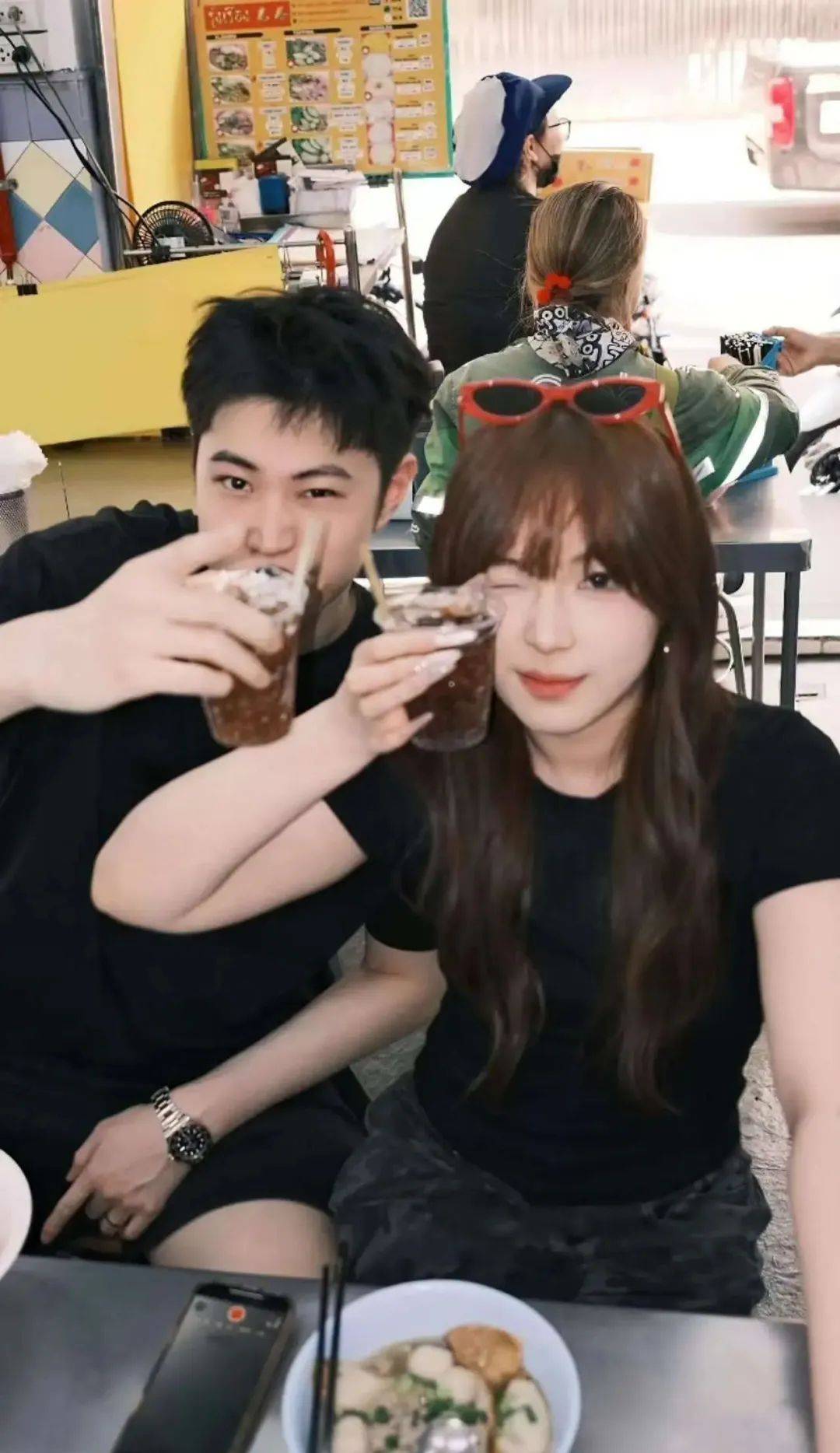 百万粉丝网红宣布离婚，二人相处曾被网友视为幸福范本