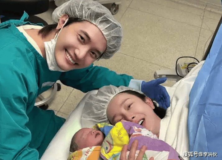 原创            张檬宣布升级当妈，孕期状况一波三折，还曾被情敌刘雨欣发文内涵