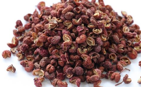 小小花椒可治病，轻松治疗痔疮超简单