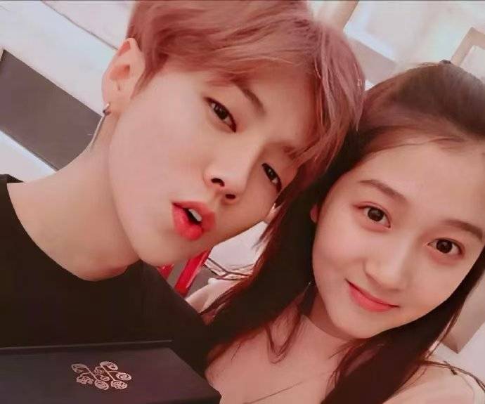 原创            这是分手了？最后一刻还是没发文！此前关晓彤连续7年给鹿晗庆生