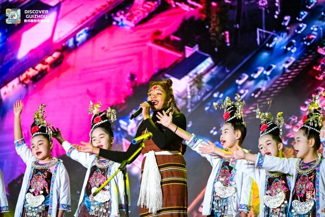 山水为约，多彩贵州邀世界共赴百日春光