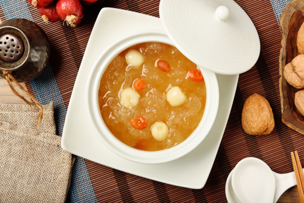 立夏养心大餐：四色美食养身补血消暑正当时