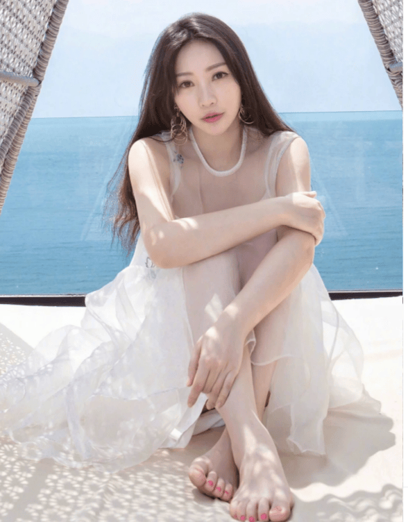 原创            柳岩身材好，主持好，她演技也好，网友：喜欢别人身材就要勇敢说