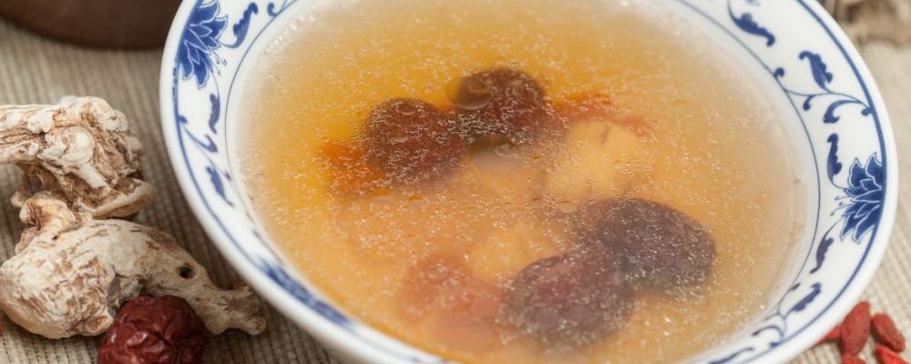 30 字左右符合 SEO 的新标题：摆脱肾虚困扰，这八款中医药膳值得一试