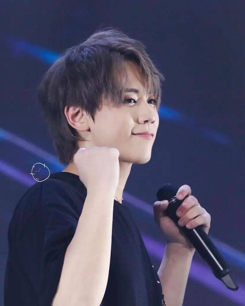 原创            王晶怒批姜涛苦口婆心，流量时代港娱振兴，得跟张国荣周润发取经