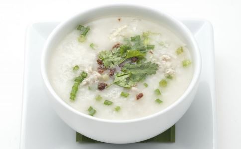 老中医推荐：补血最佳的 9 款养生粥