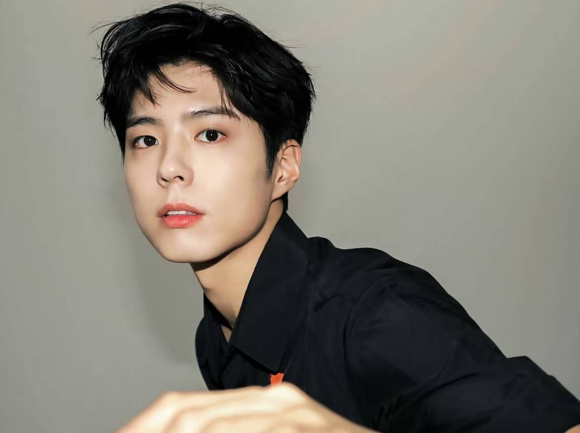 工作人员透露朴宝剑为自己失误解围 暖心安慰自己体贴又温柔