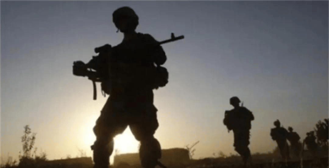 乌军第95旅军人进军基辅，或将先被自己人清算